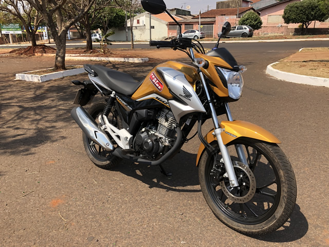 Honda CG 160 Fan: teste da moto mais vendida do Brasil