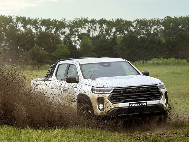 RAM divulga os detalhes da Nova Dakota Laramie