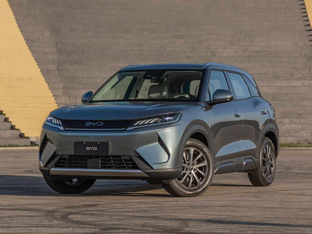 BYD apresenta o Atto 2: o primeiro SUV compacto híbrido plug-in flex da marca no mundo