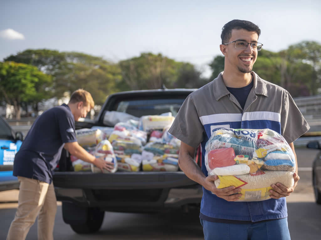Ford e sua rede promovem campanha de arrecadação de alimentos em setembro