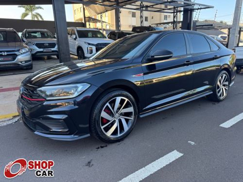 Jetta GLi 2.0 16v TSi A/T