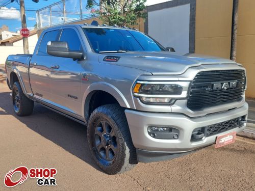 3500 Laramie Night Edition 6.7TDi 24v 4X4 C.D. A/T