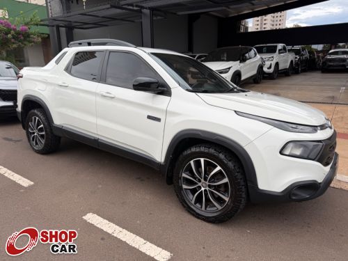 Toro Ultra 2.0TDi 16v 4x4 A/T