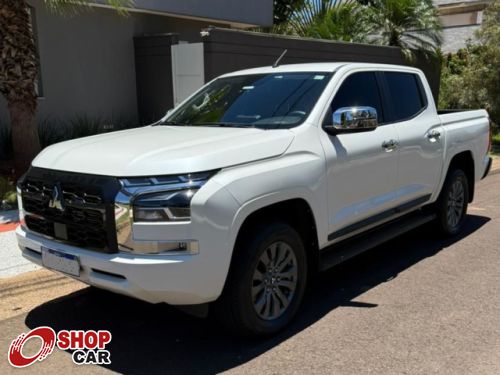 Triton HPE 2.4TDi 16v 4X4 C.D. A/T