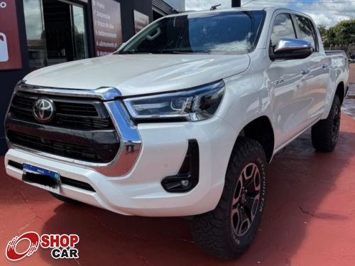 Hilux SRX D4-D 2.8TDi 16v 4X4 C.D. A/T | 22/22 - Branca