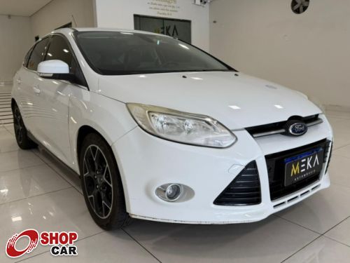 Focus Hatch Titanium 2.0 16v PowerShift A/T