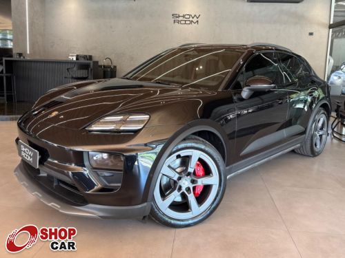 Macan 4S Electric A/T