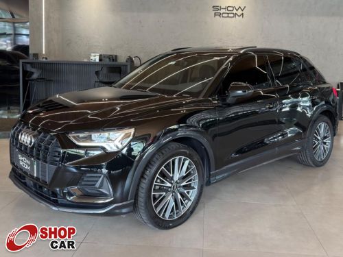 Q3 Black S-Line 1.4 TFSi 16v A/T