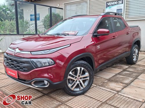 Toro Freedom 2.0TDi 16v 4x4 A/T