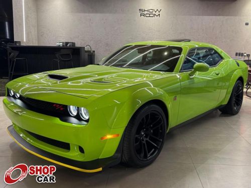 Challenger R/T Scat Pack 6.4 V8 A/T