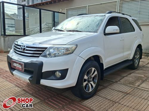 Hilux SW4 SR 2.7 16v A/T
